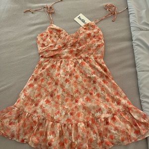 New with tags!! Hello molly dress with tie straps!
